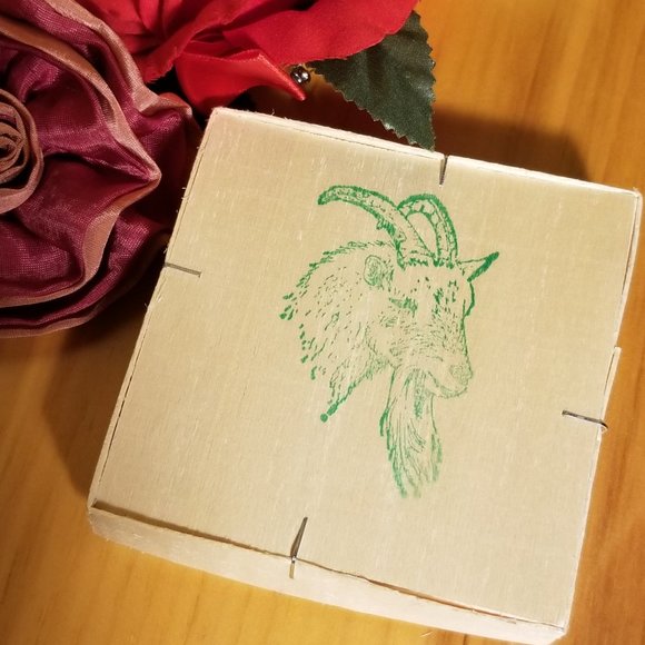 💔 OOAK VINTAGE Poison Apple NYC Designer HEARTBREAKER Safety Pin Brooch UNIQUE! - Picture 10 of 11